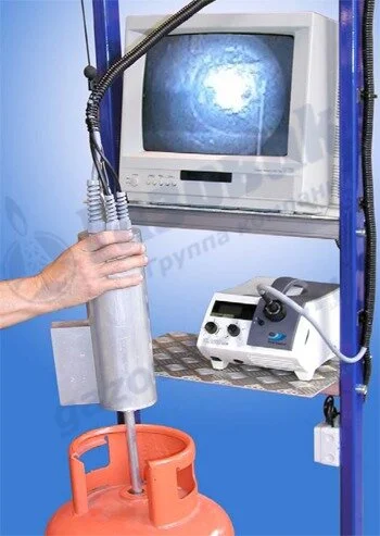 Прибор для внутреннего осмотра баллона